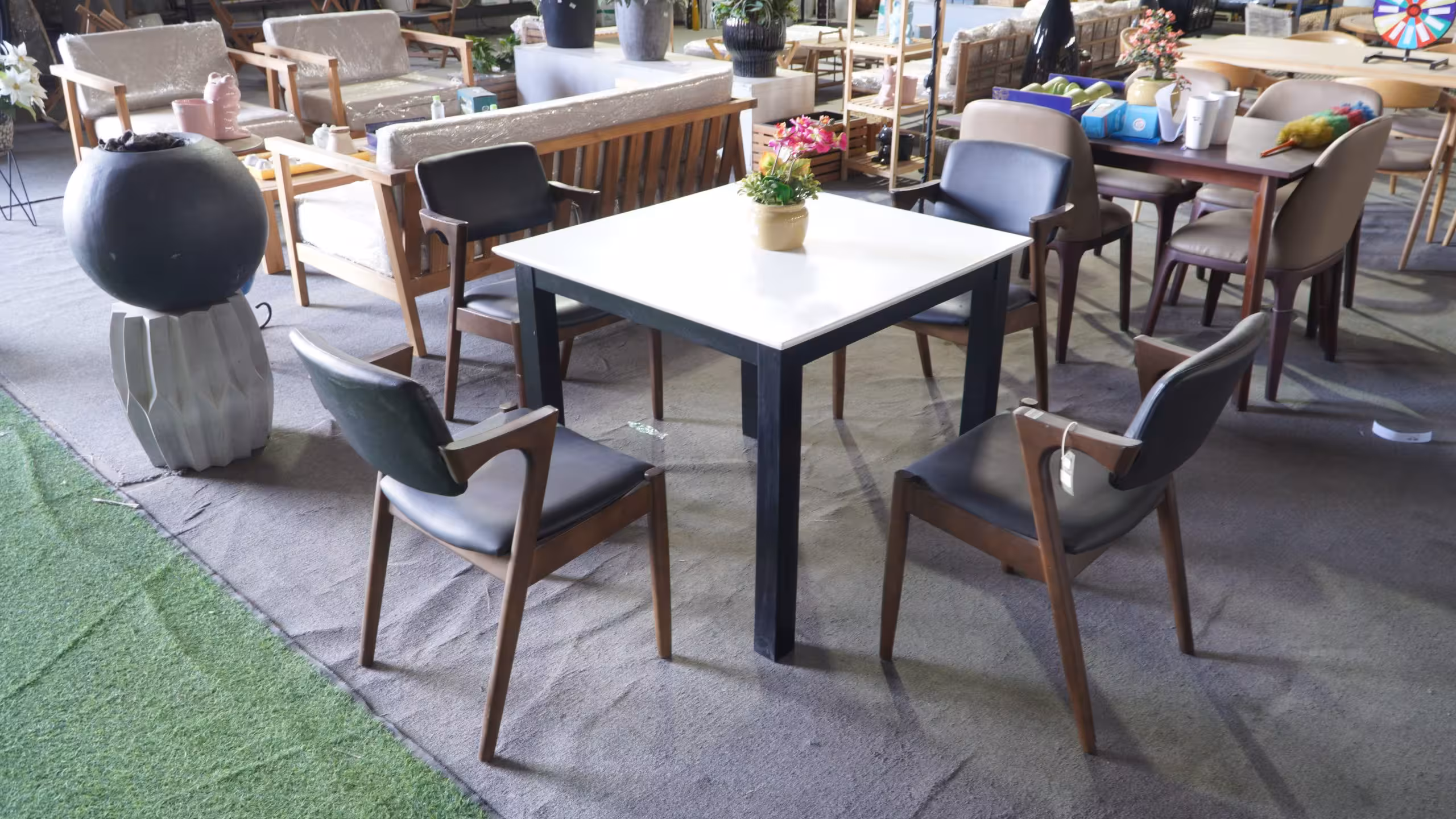 Dinning Table 1 (vuông) - Bàn Ăn Đơn