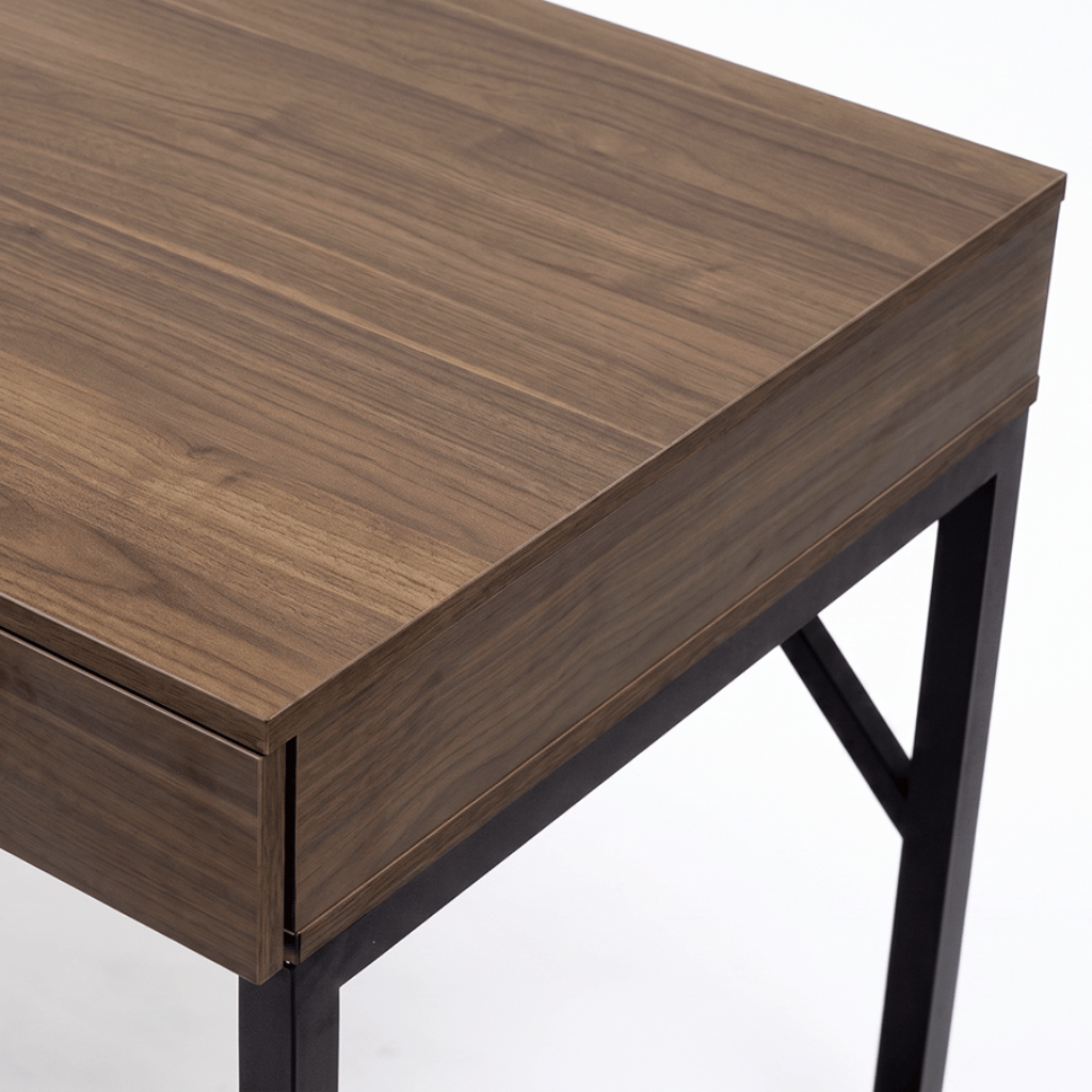 Bàn làm việc Channay gỗ MDF chân sắt – Thiết kế đơn giản hiện đại