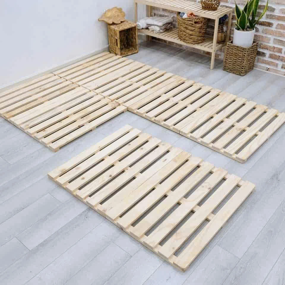 Giường pallet làm từ gỗ pallet tái chế, mang vẻ đẹp mộc mạc và tiết kiệm chi phí Giường pallet làm từ gỗ pallet tái chế, mang vẻ đẹp mộc mạc và tiết kiệm chi phí