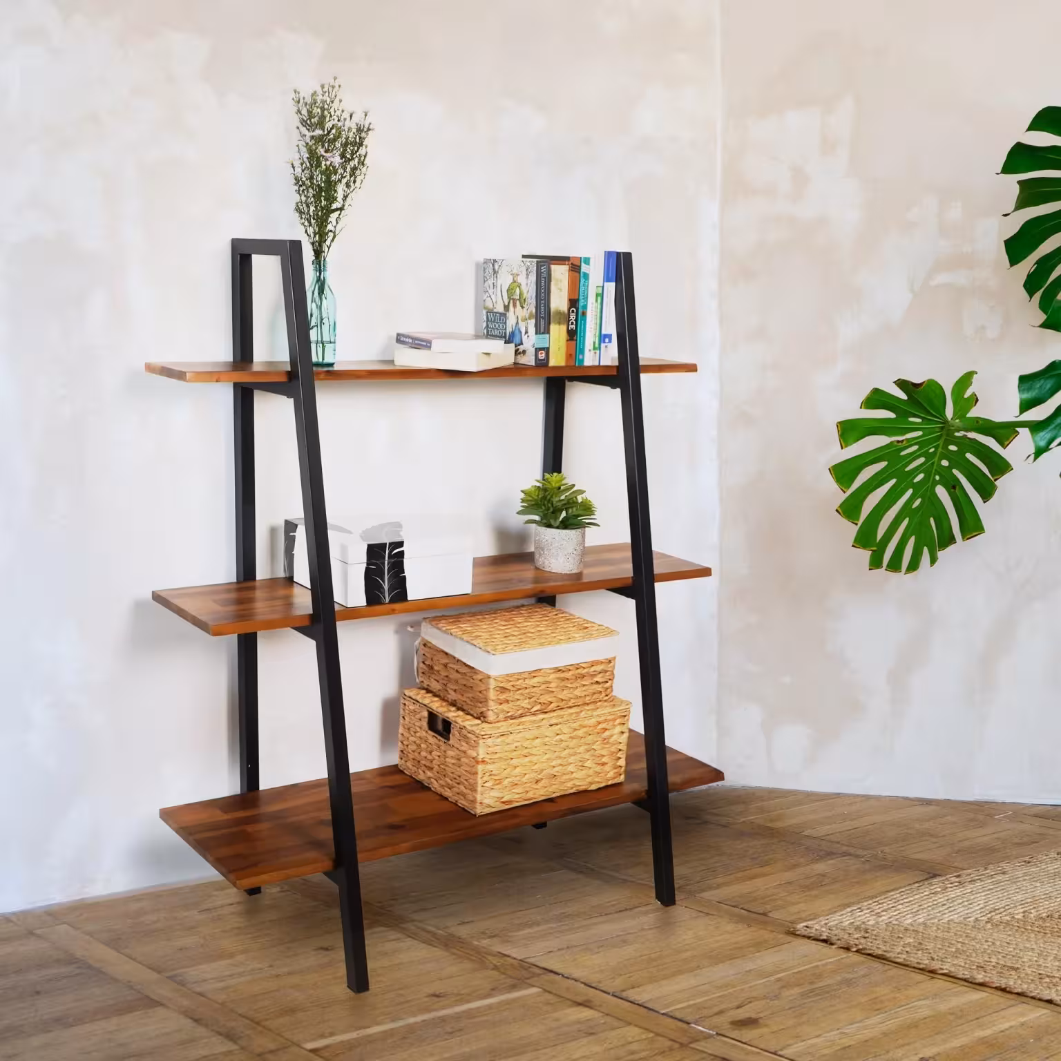 Giá sách gỗ nguyên khối Vejle Etagere Giá sách gỗ nguyên khối Vejle Etagere