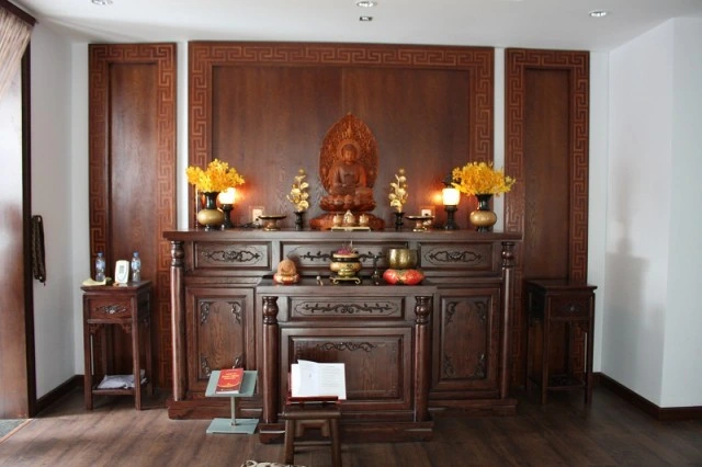 Bàn thờ Phật 2 tầng là giải pháp nội thất sang trọng, hợp phong thủy