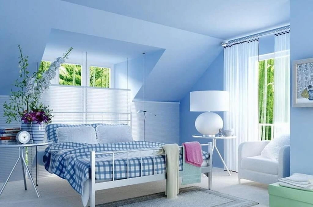 Sơn nhà màu xanh dương đẹp, làm nổi bật ngôi nhà bạn