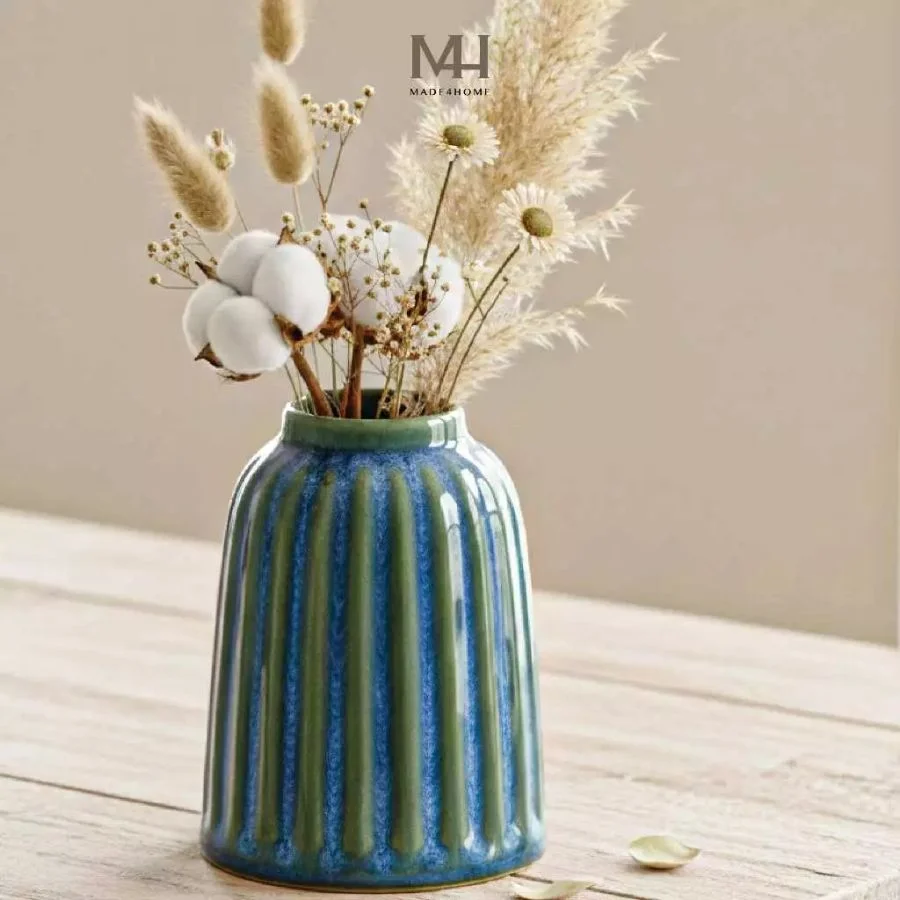 Bình hoa sứ Aionna trang trí decor họa tiết sọc Made4Home